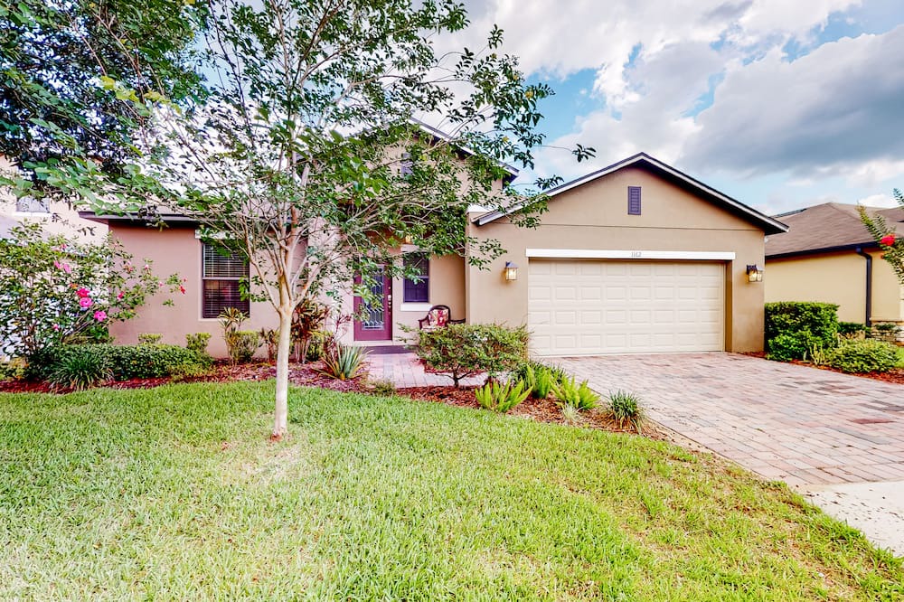 Photo of Outdoor in Cypress Pointe