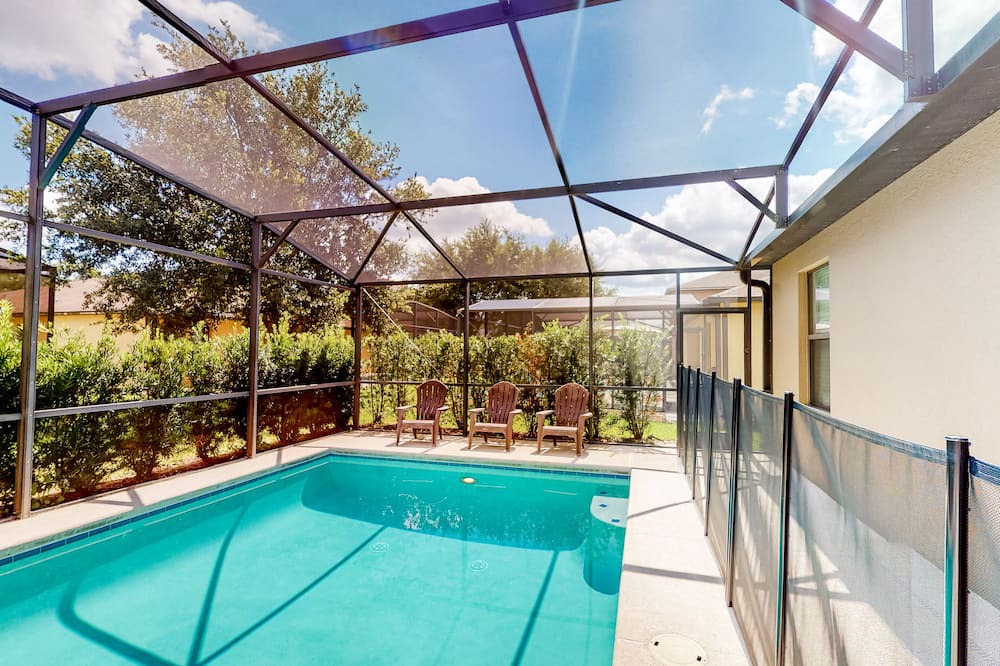 Photo of Outdoor in Cypress Pointe