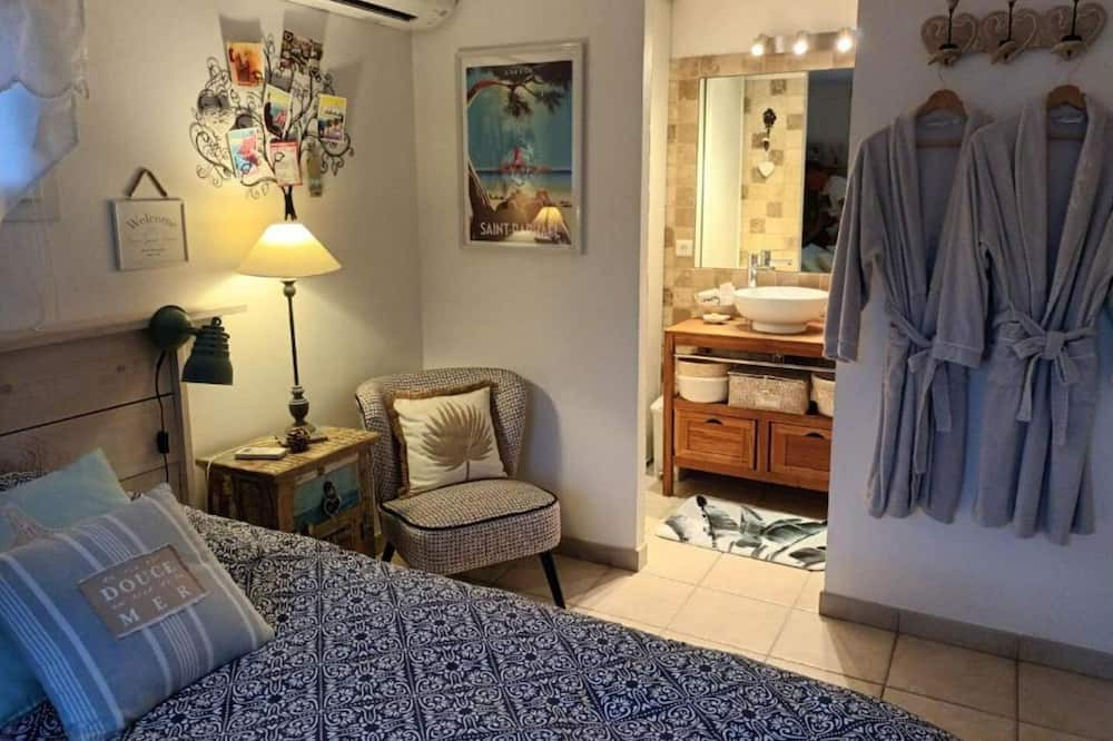 Photo of Bedroom in Frejus