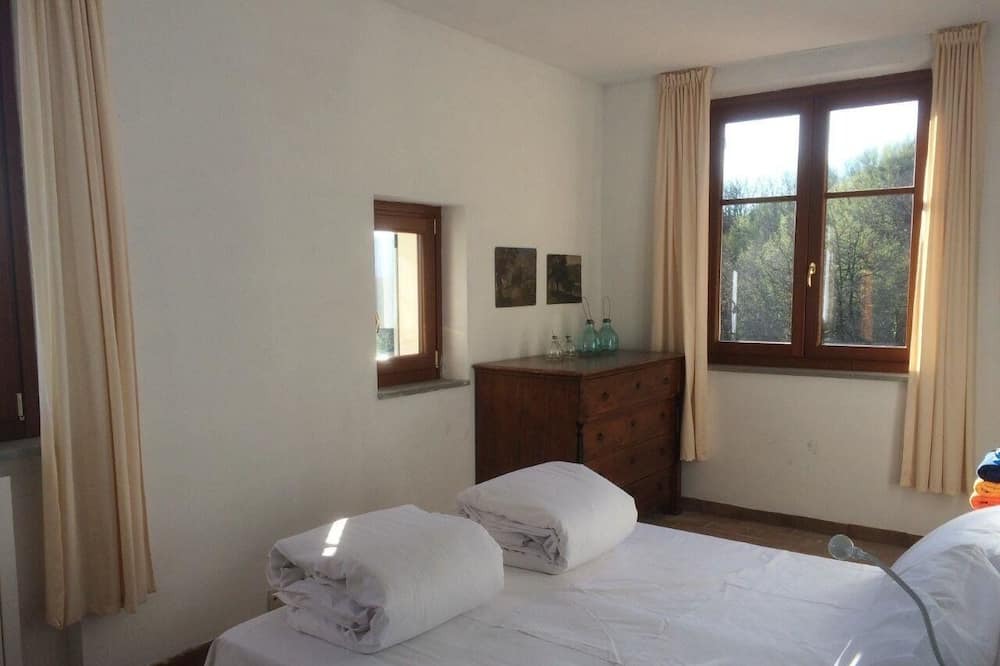 Photo of Bedroom in Tresana