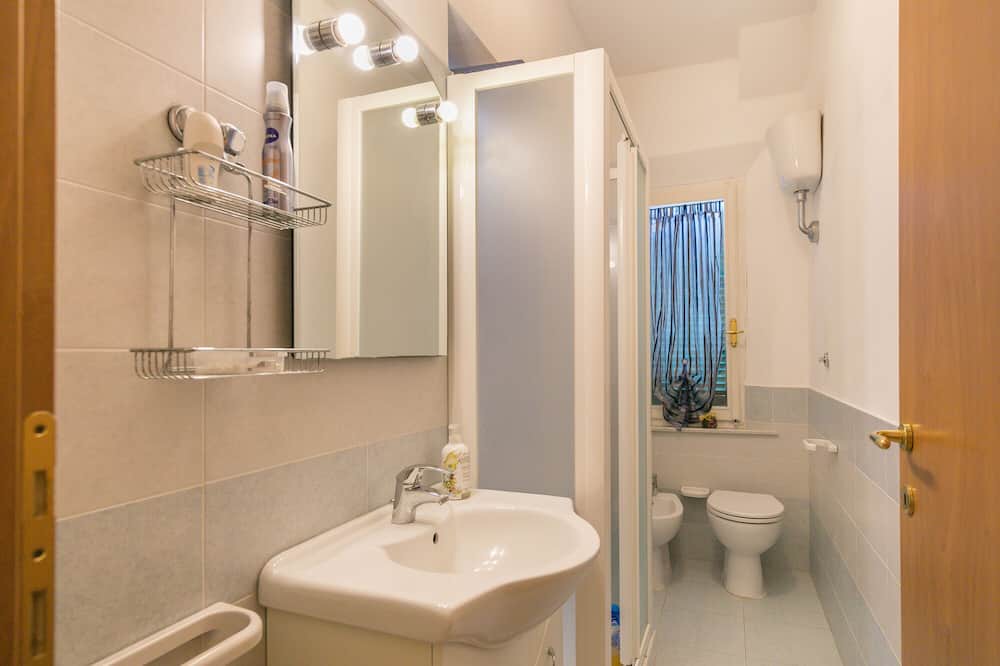 Photo of Bathroom in Rosignano Solvay