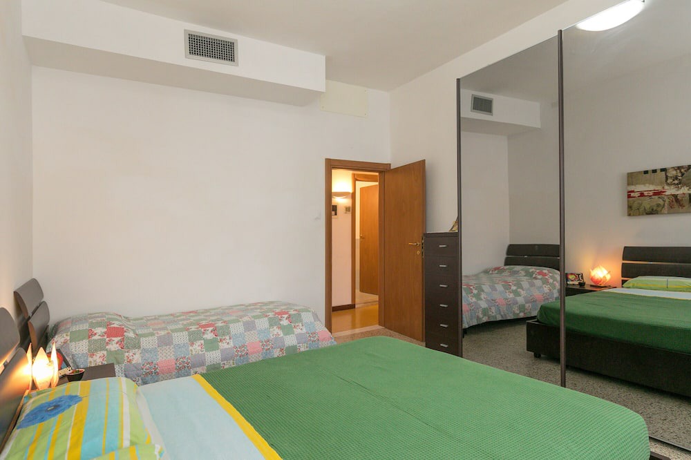 Photo of Bedroom in Rosignano Solvay