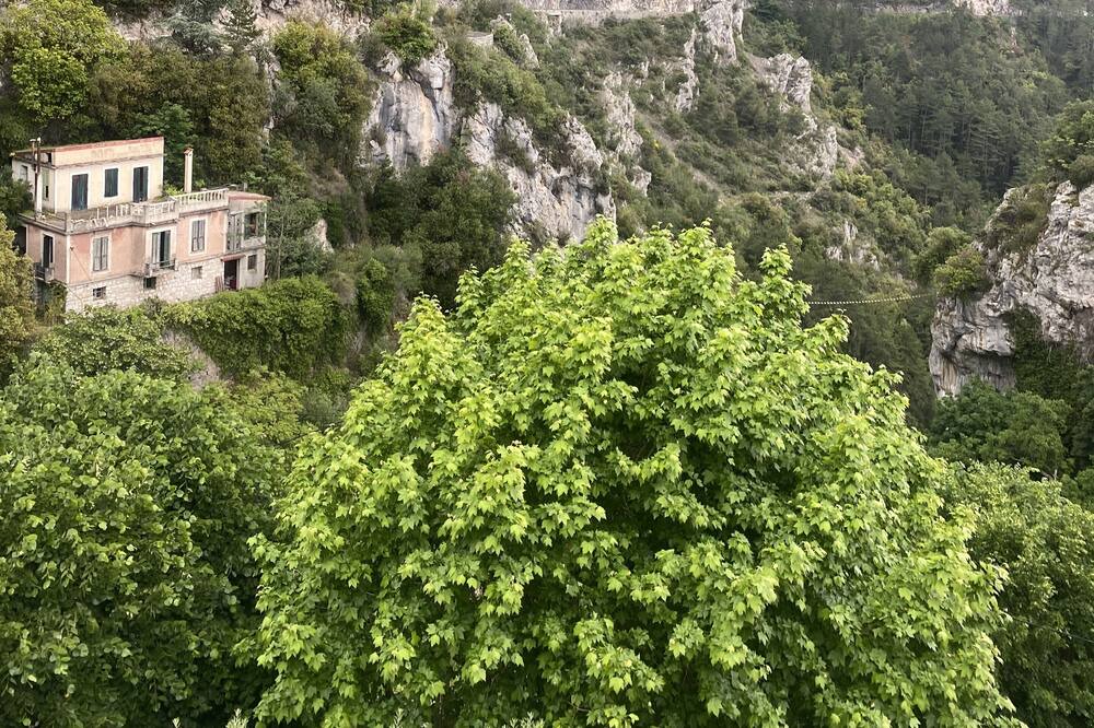 Photo of Outdoor in Peille
