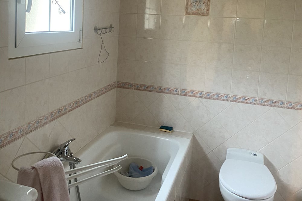 Photo of Bathroom in Peille