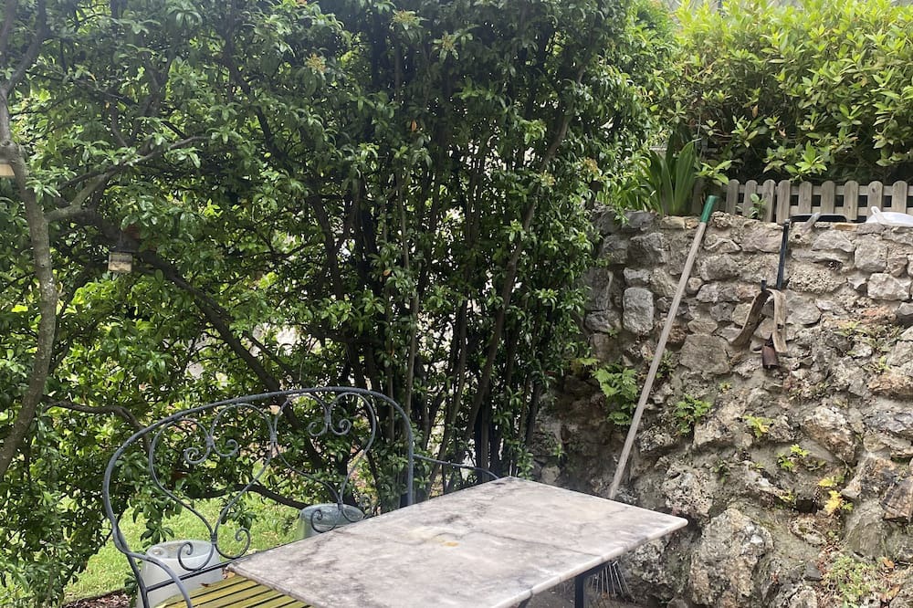 Photo of Outdoor in Peille