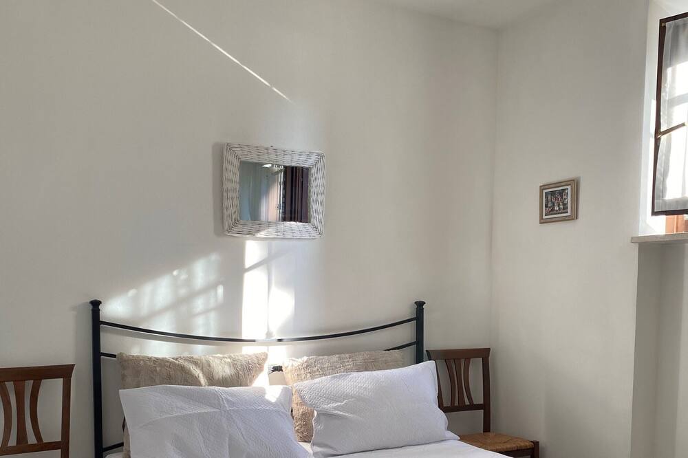 Photo of Bedroom in Lazise