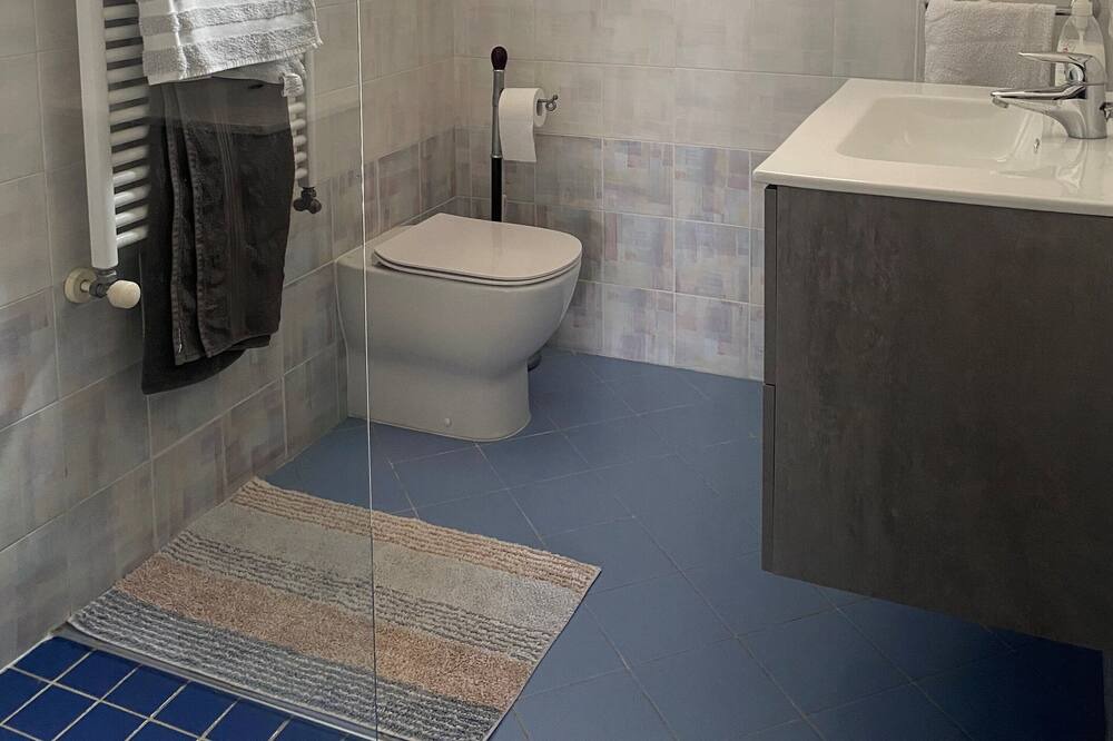 Photo of Bathroom in Lazise