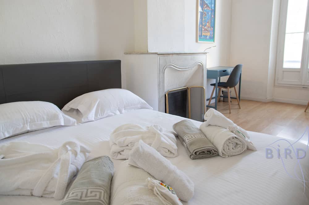 Photo of Bedroom in Antibes Old Town