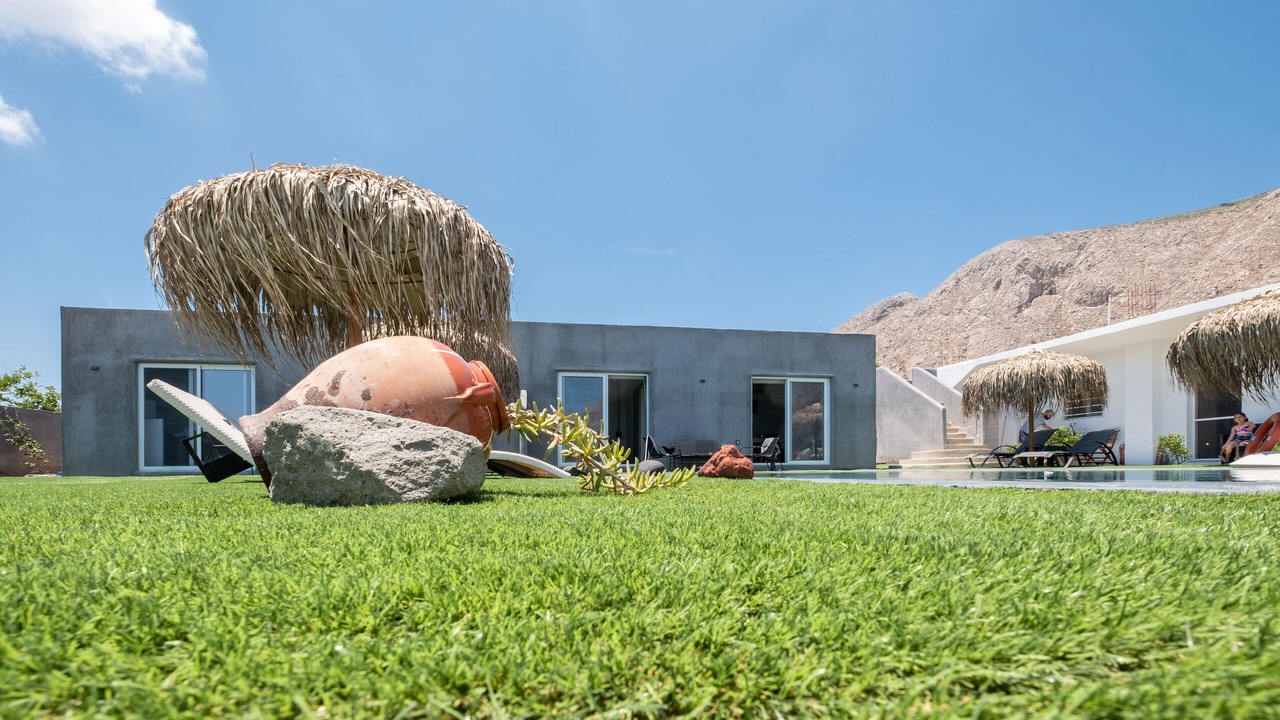 Photo of Outdoor in Perissa