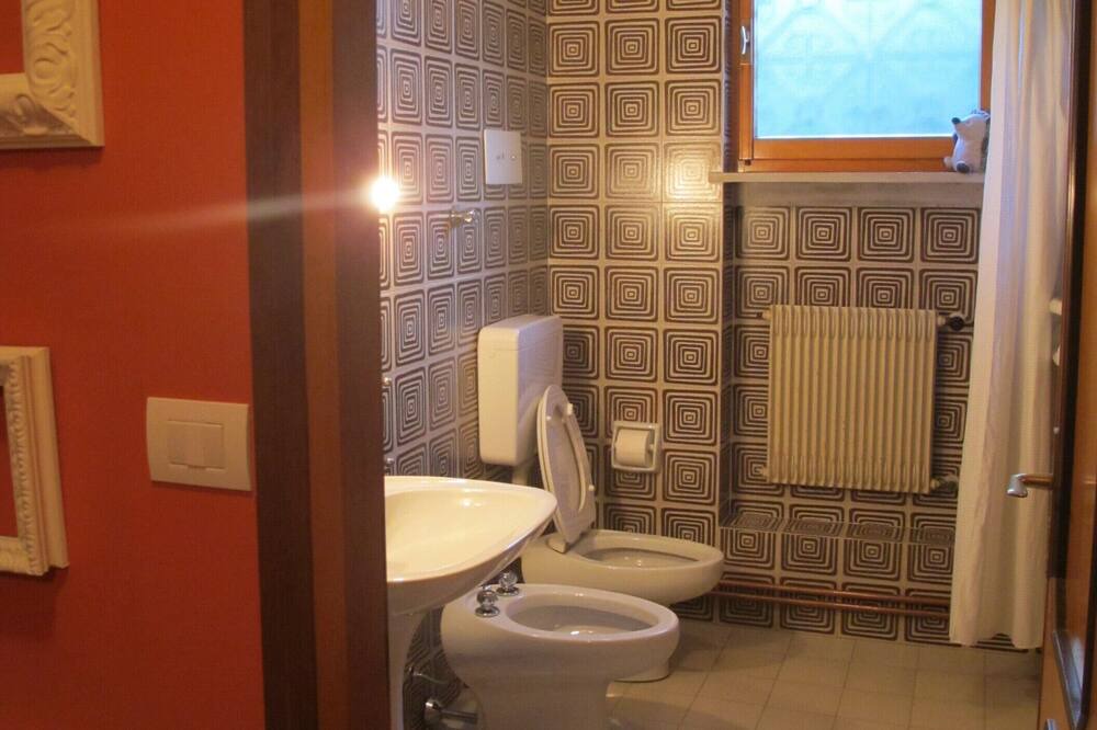 Photo of Bathroom in Spilimbergo