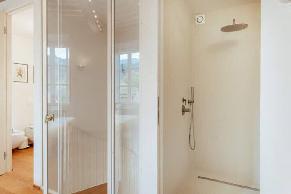 Photo of Bathroom in Vicopelago