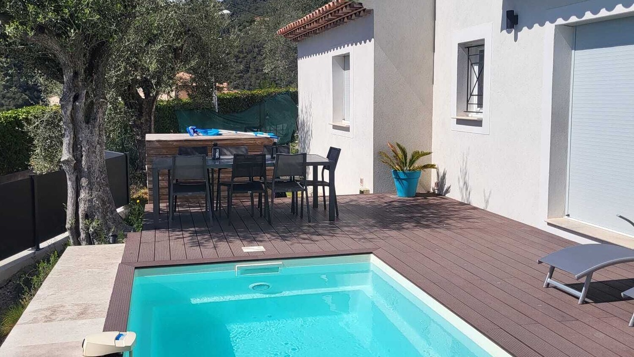 Photo of Outdoor in L'Ariane