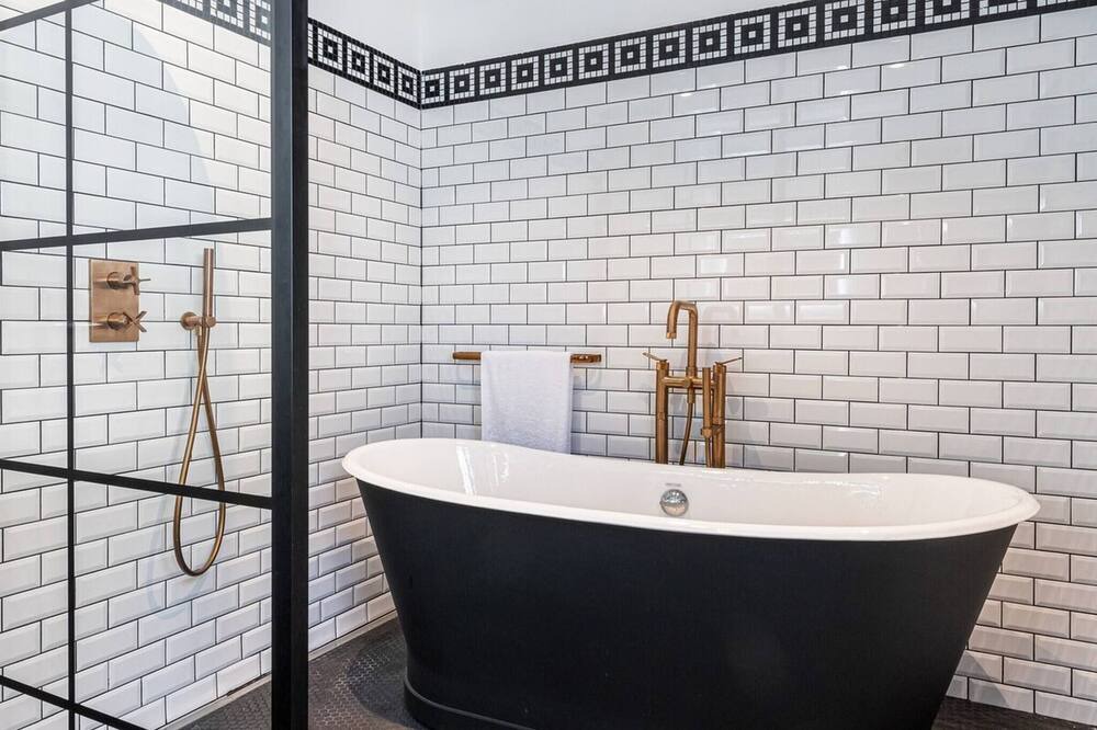 Photo of Bathroom in Antheor
