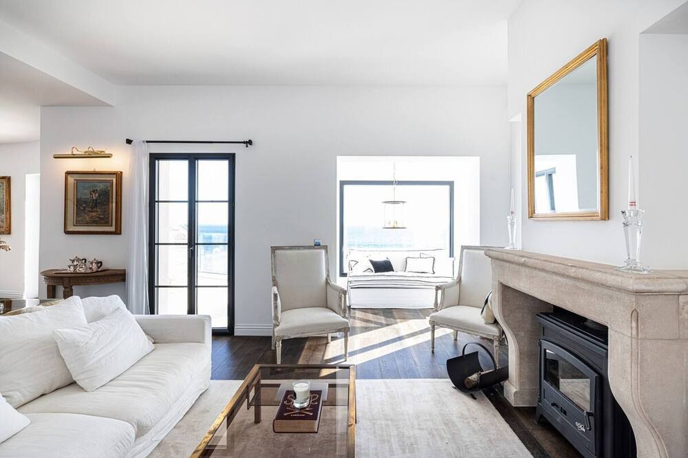Photo of Livingroom in Antheor
