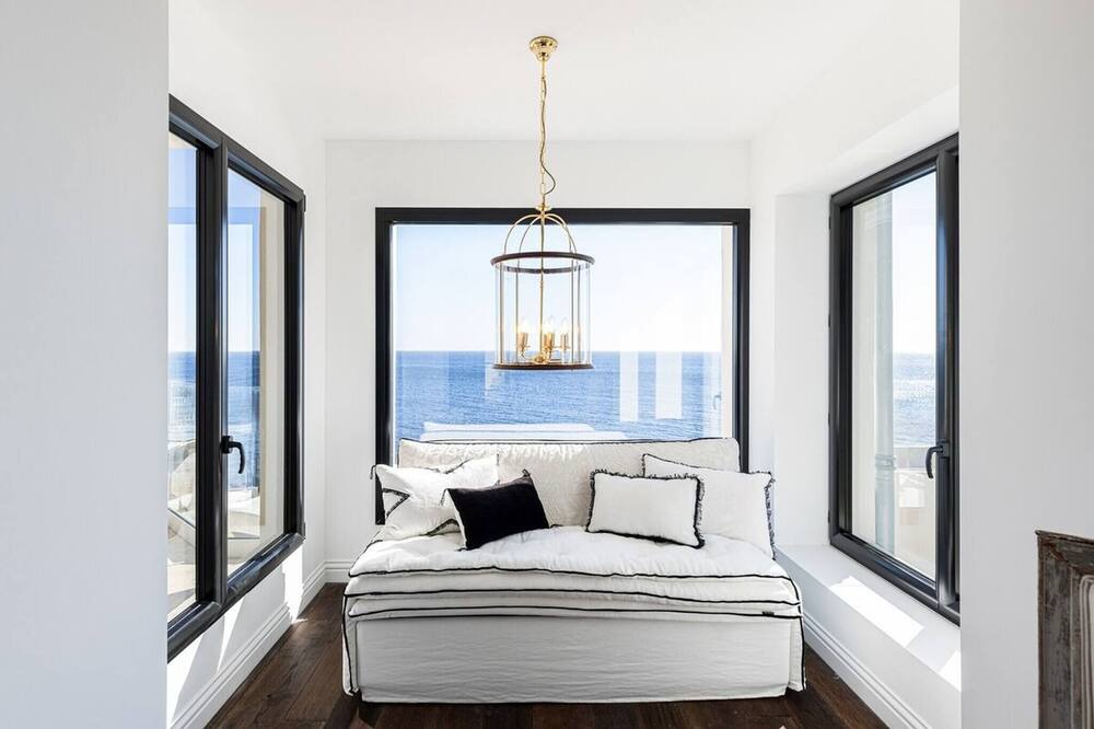 Photo of Bedroom in Antheor
