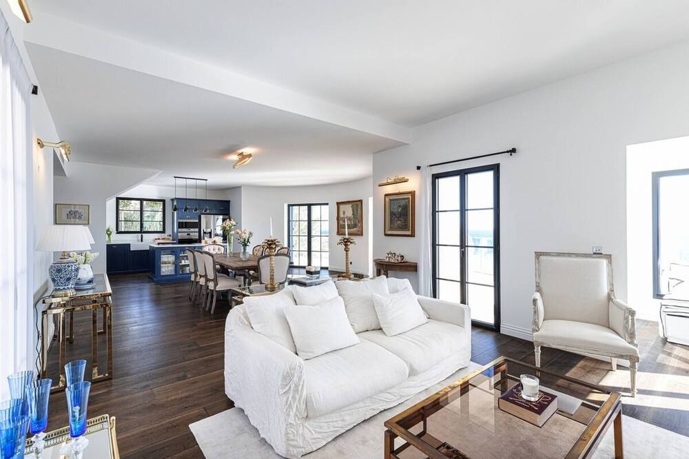 Photo of Livingroom in Antheor