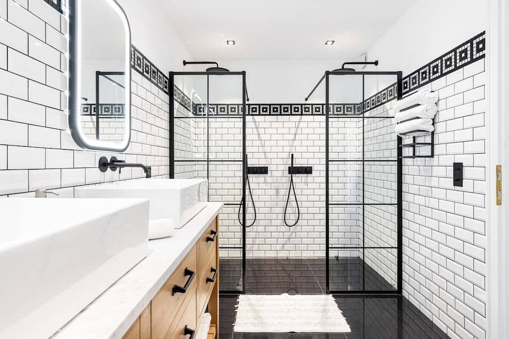 Photo of Bathroom in Antheor