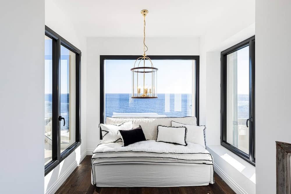 Photo of Bedroom in Antheor