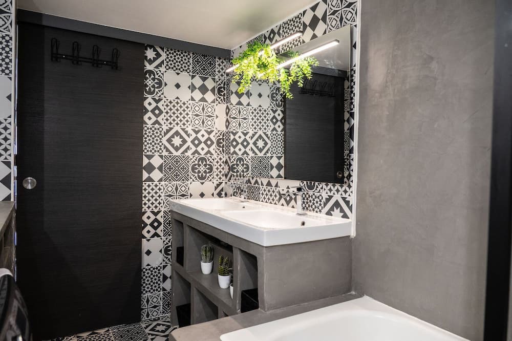Photo of Bathroom in Saint-Augustin