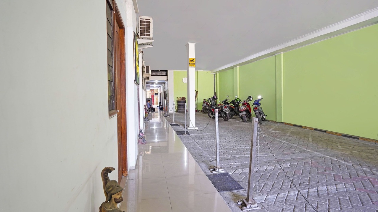 Photo of Others in Waru