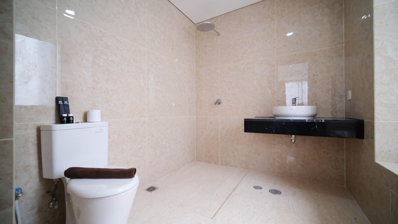 Photo of Bathroom in Surabaya