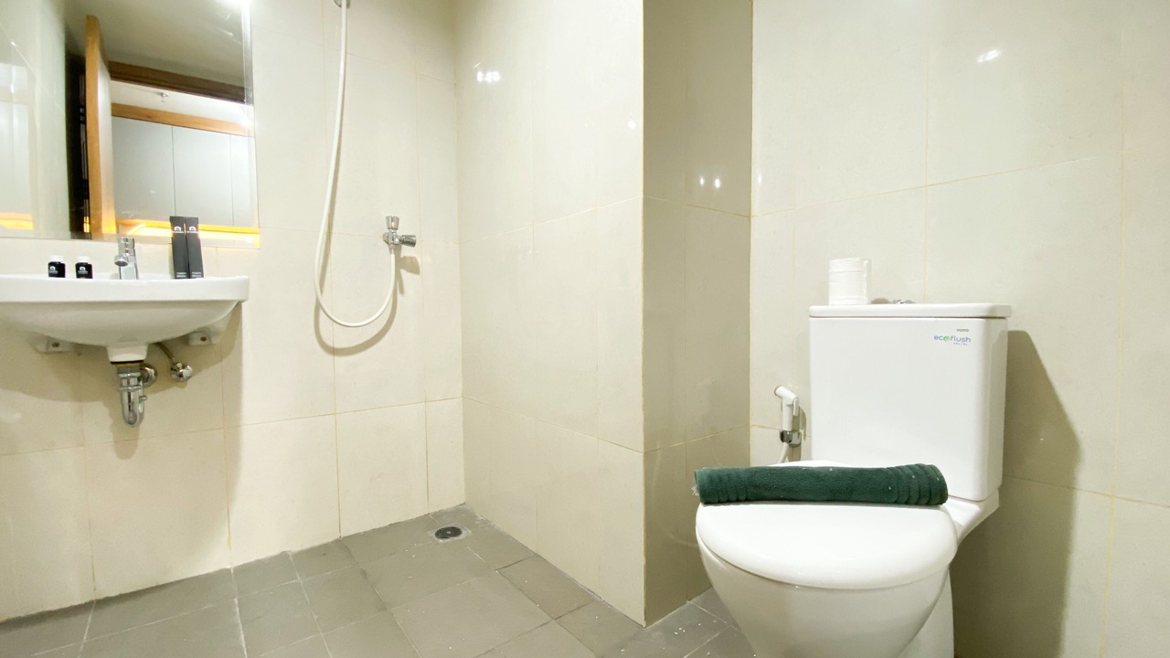 Photo of Bathroom in Duren Sawit