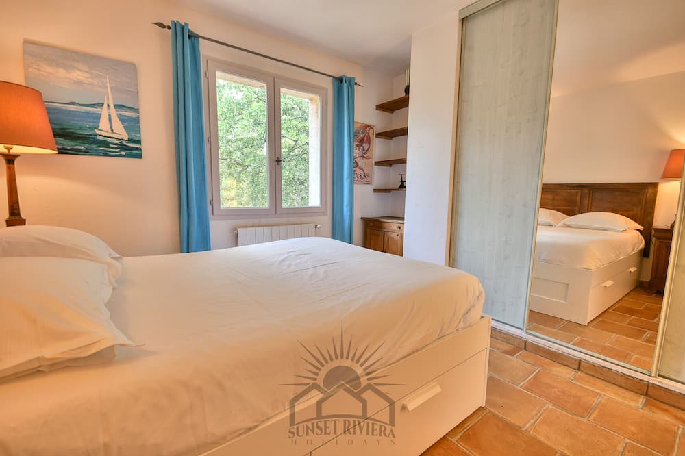 Photo of Bedroom in Grasse