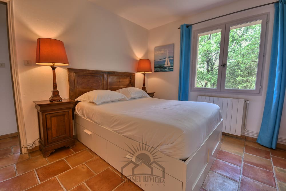 Photo of Bedroom in Grasse