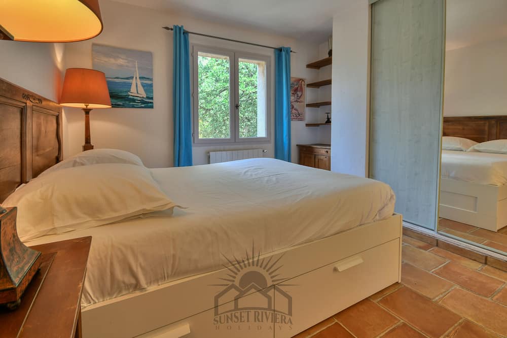 Photo of Bedroom in Grasse