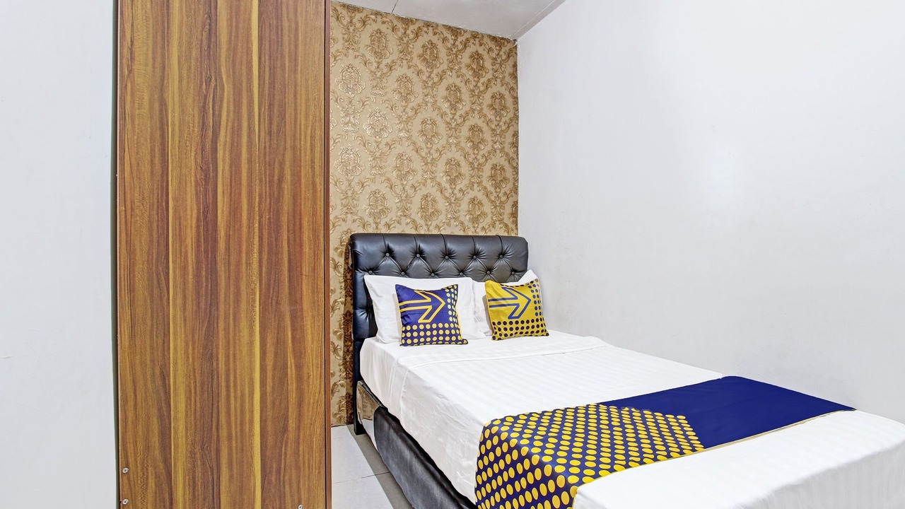 Photo of Bedroom in Mayong