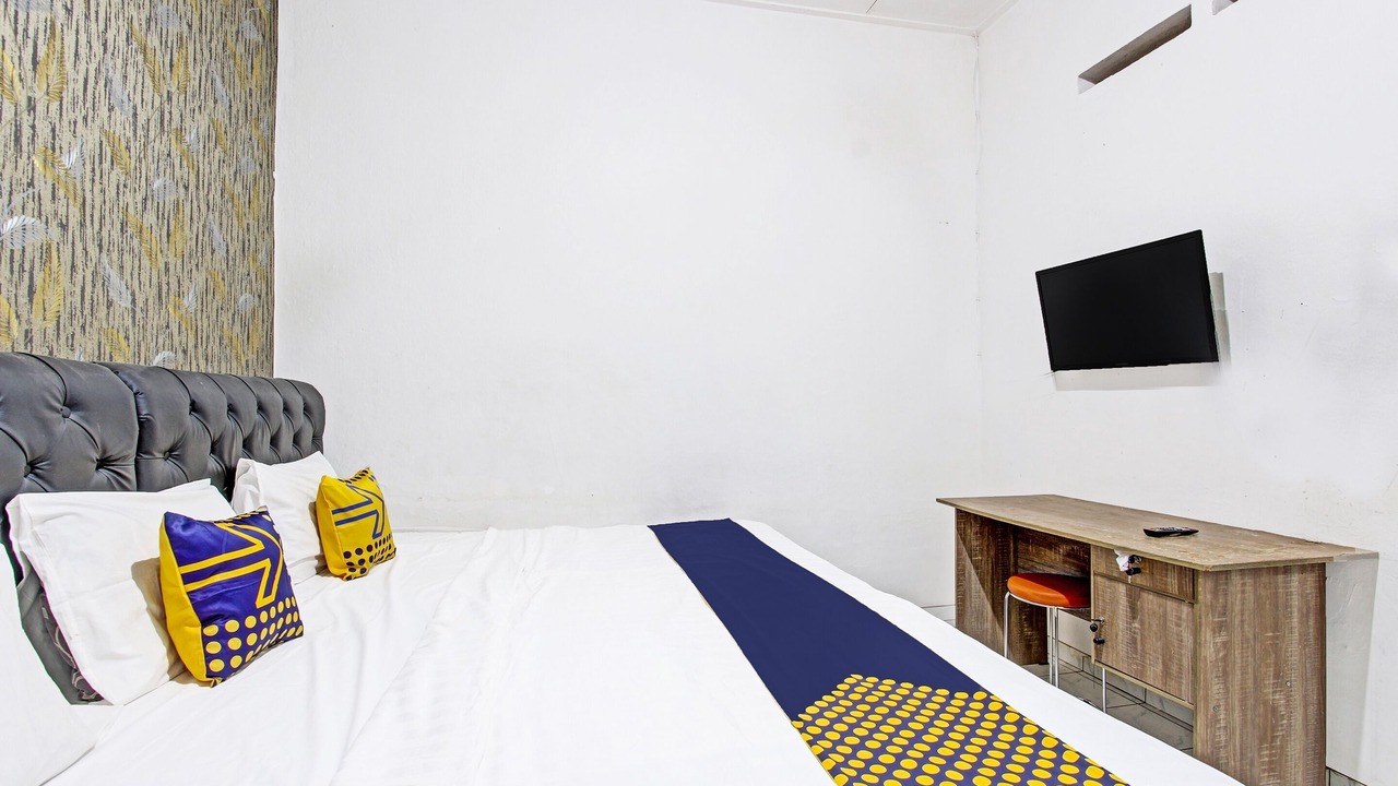 Photo of Bedroom in Mayong