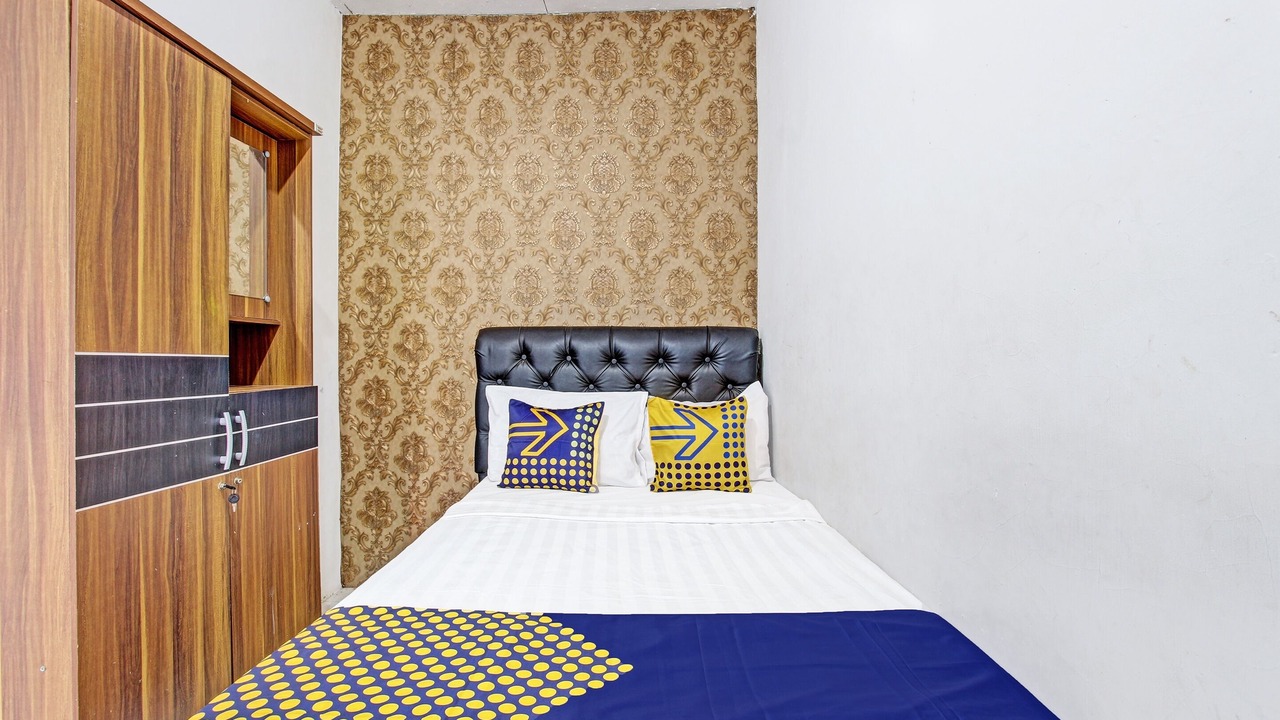 Photo of Bedroom in Mayong