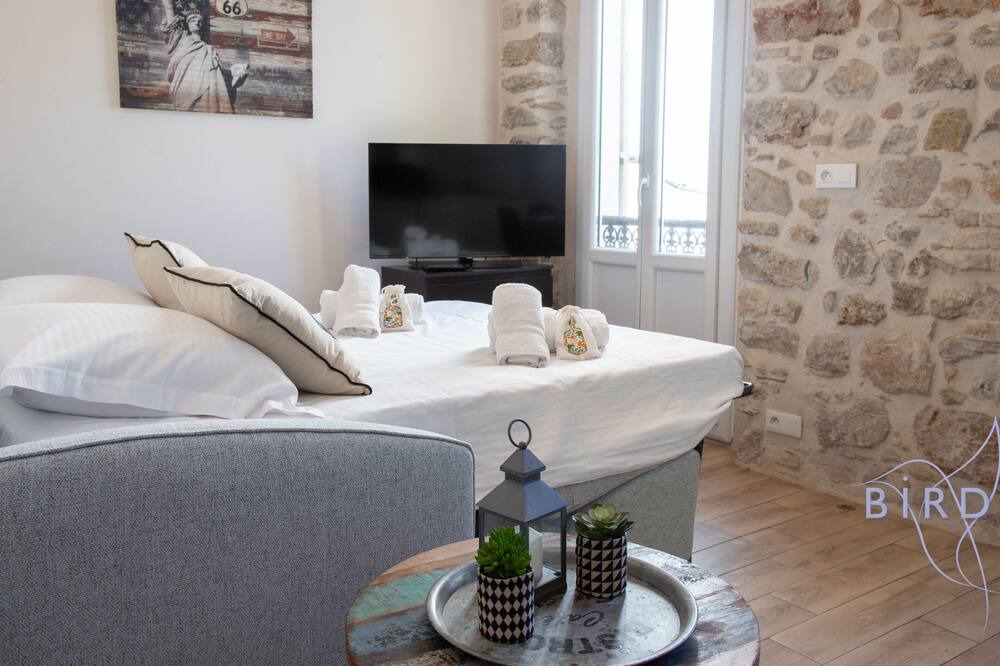 Photo of Bedroom in Antibes Old Town