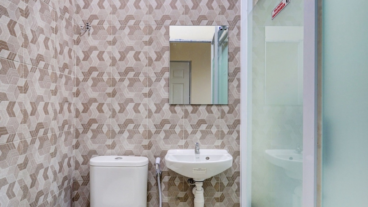 Photo of Bathroom in Central Yogyakarta