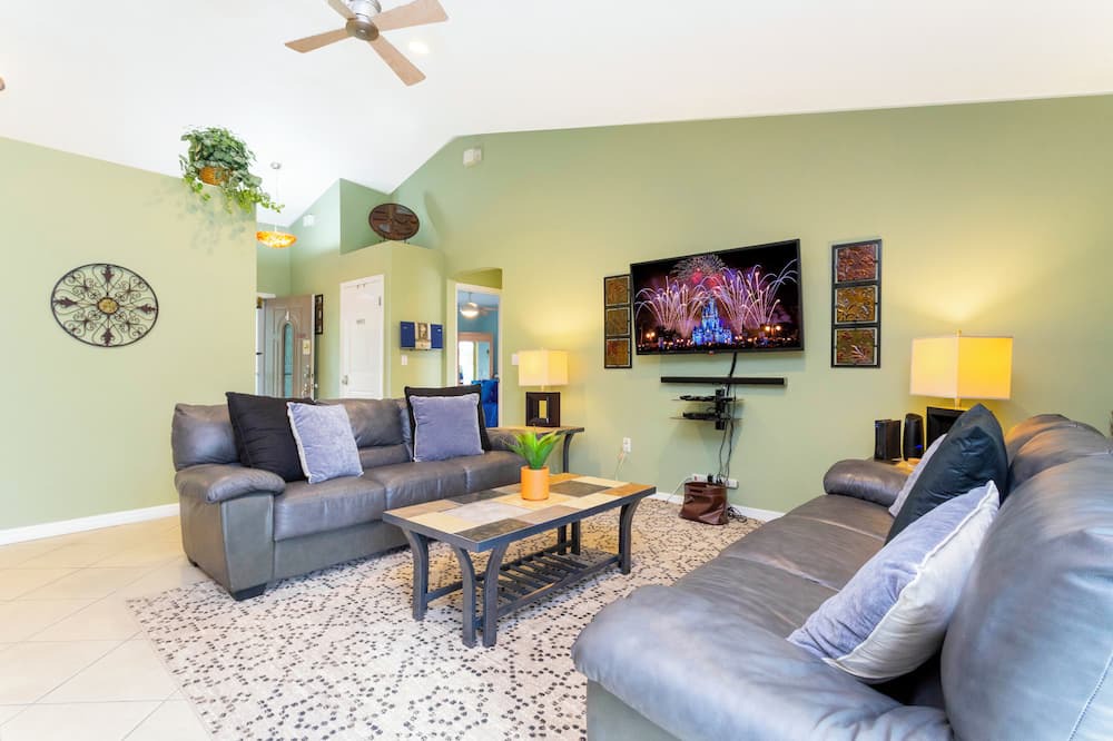 Photo of Livingroom in Indian Ridge