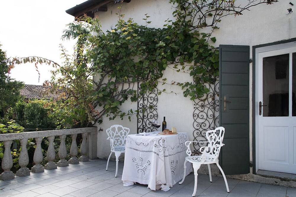 Photo of Outdoor in Santa Maria la Longa