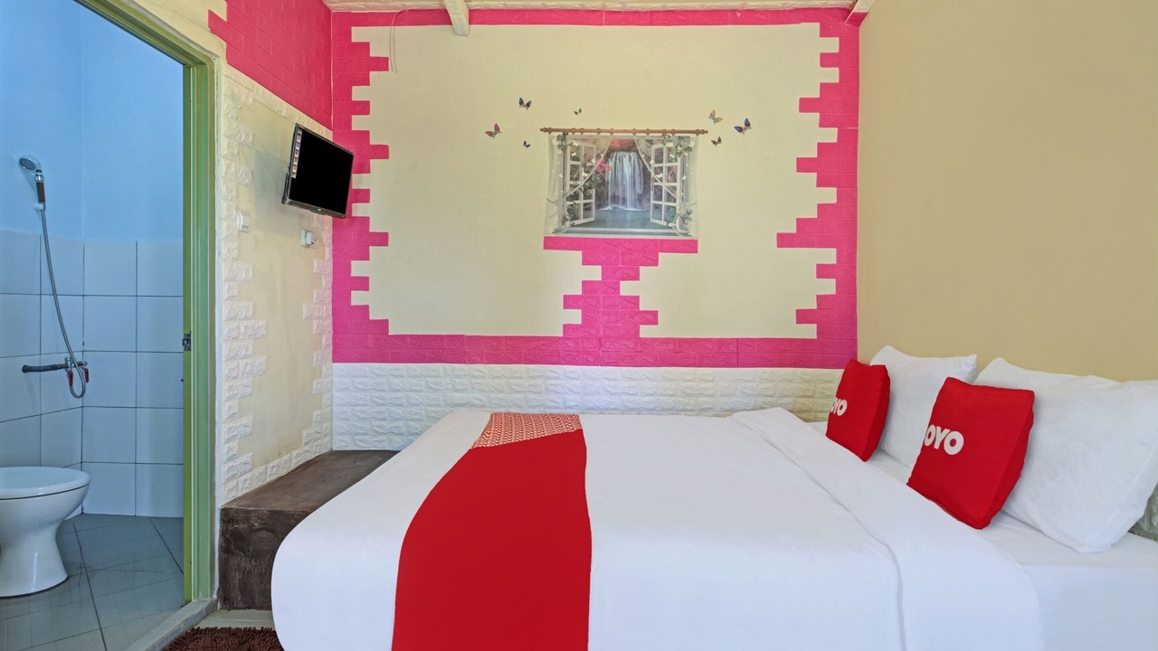 Photo of Bedroom in Trawas
