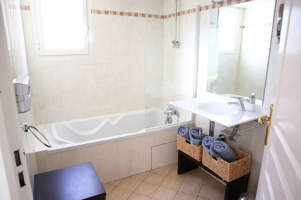 Photo of Bathroom in Mandelieu-La-Napoule