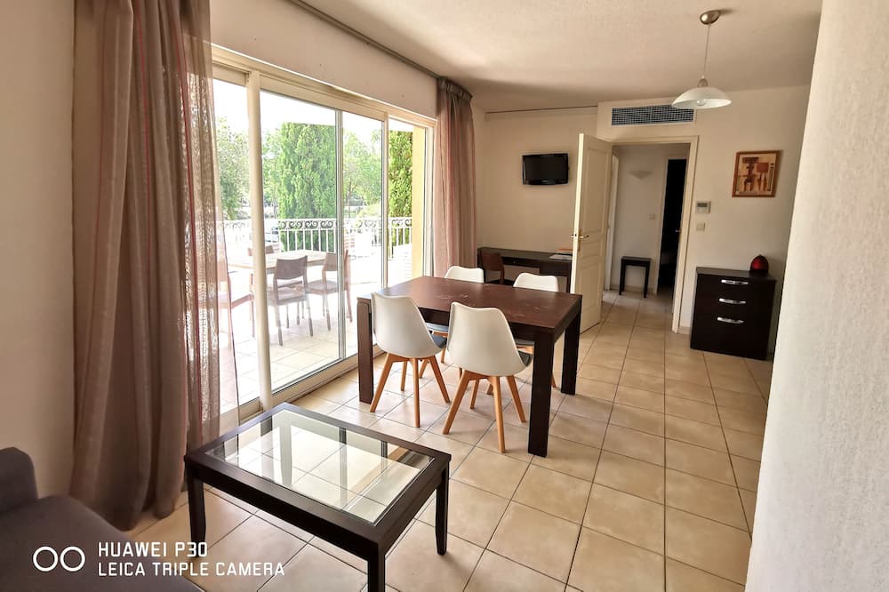 Photo of Livingroom in Mandelieu-La-Napoule