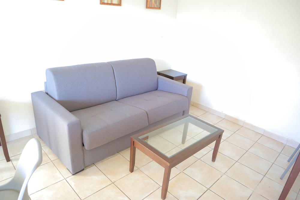 Photo of Livingroom in Mandelieu-La-Napoule