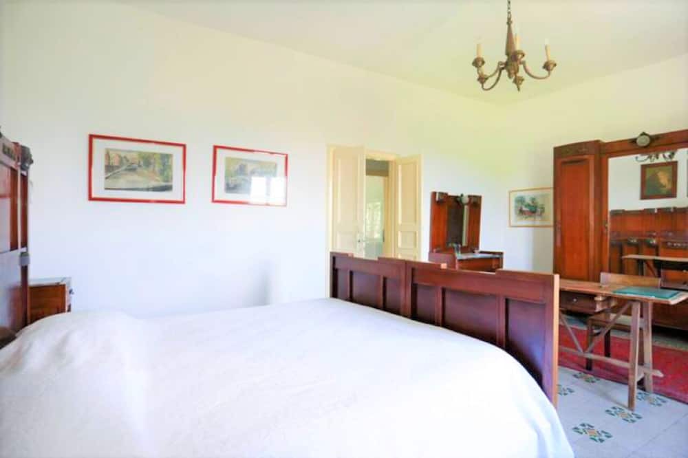Photo of Bedroom in Capannori