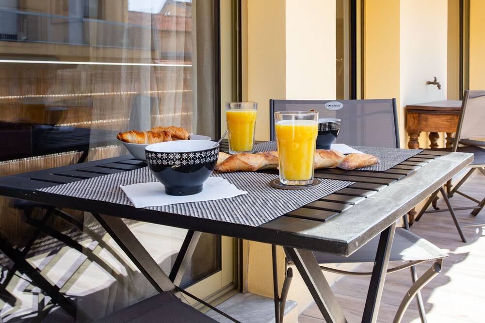 Photo of Patio Balcony in Quartier du Port