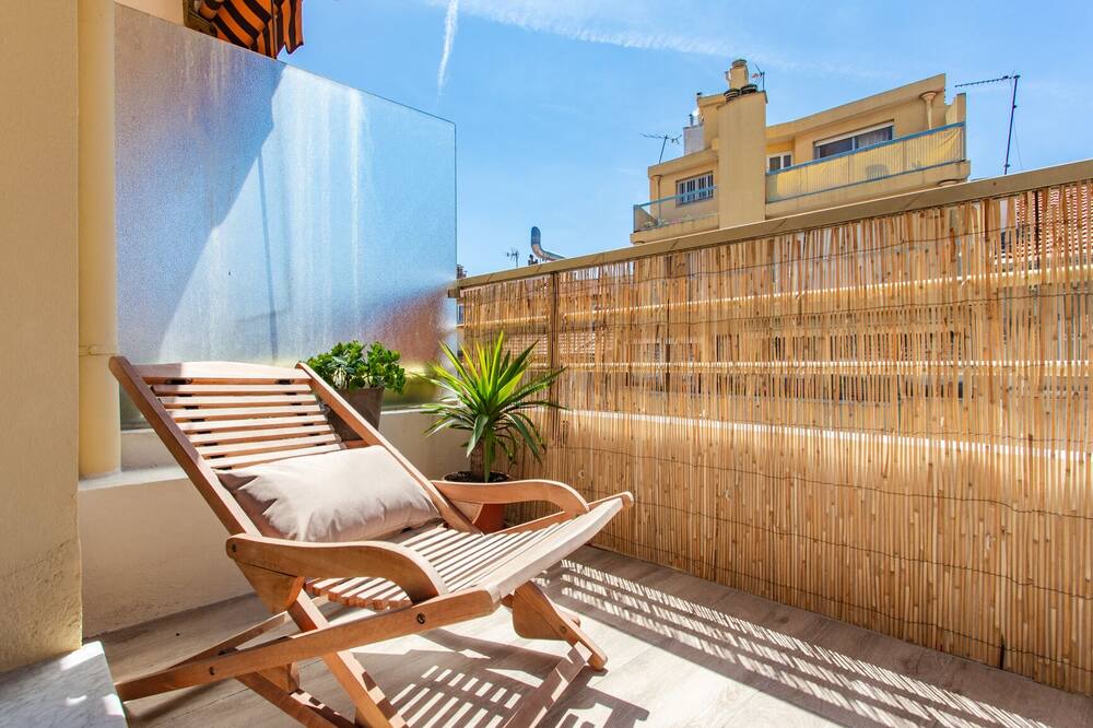 Photo of Patio Balcony in Quartier du Port