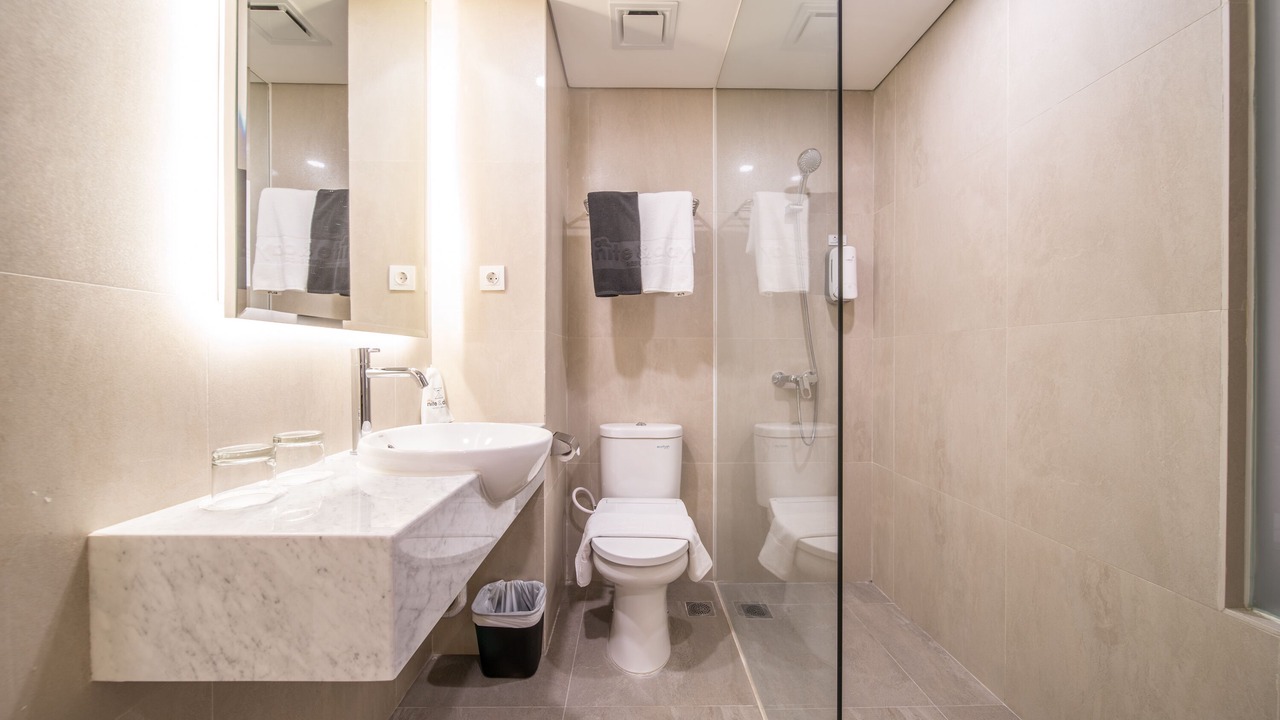 Photo of Bathroom in Kebon Jeruk