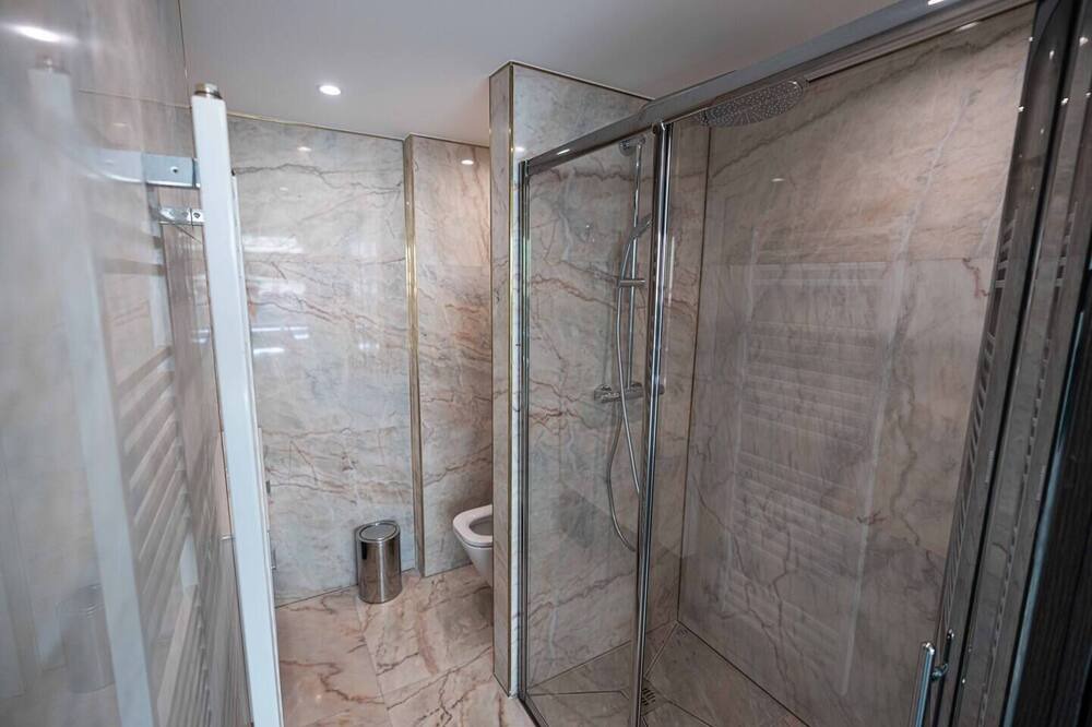 Photo of Bathroom in Beaulieu-sur-Mer
