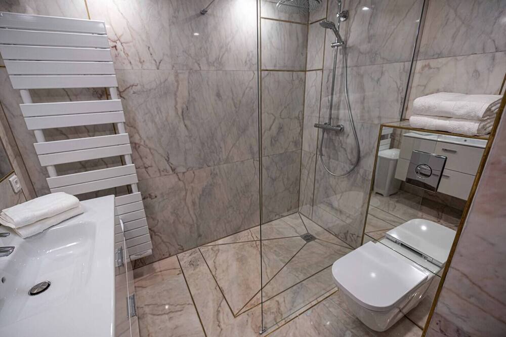 Photo of Bathroom in Beaulieu-sur-Mer