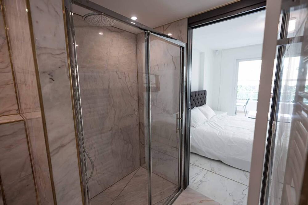 Photo of Bathroom in Beaulieu-sur-Mer