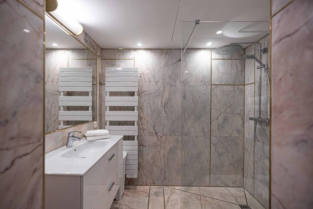 Photo of Bathroom in Beaulieu-sur-Mer
