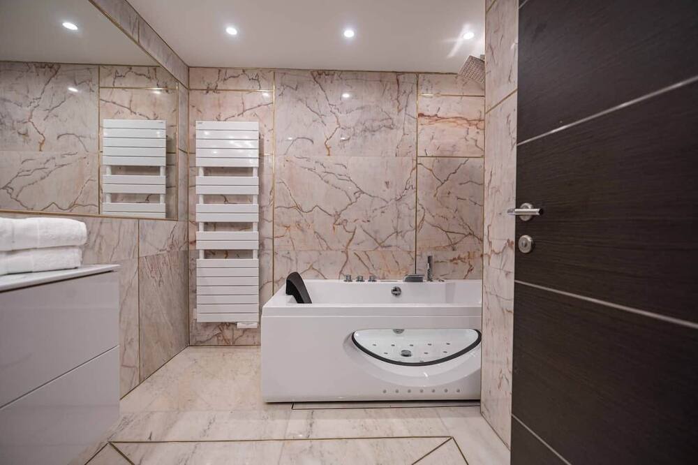 Photo of Bathroom in Beaulieu-sur-Mer