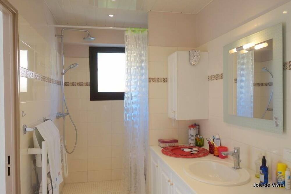 Photo of Bathroom in Mandelieu-la-Napoule Beach